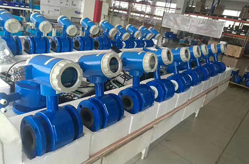 化工廠電磁流量計產(chǎn)品圖