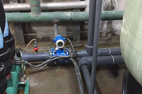 污水計(jì)量表現(xiàn)場安裝使用圖